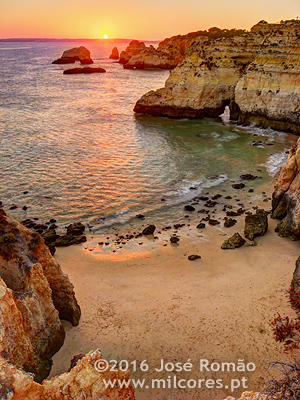 Caves Beach view